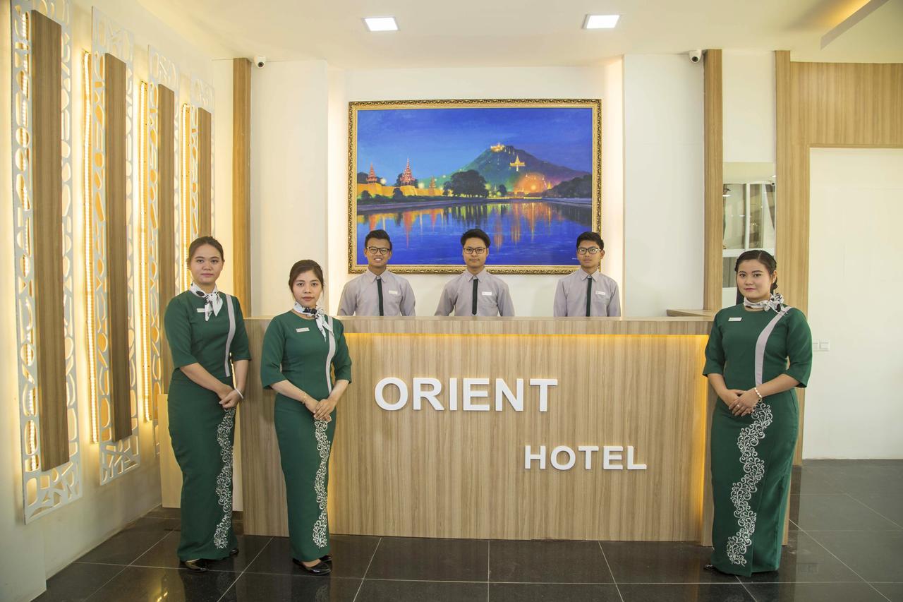 Orient Hotel Мандалай Екстер'єр фото