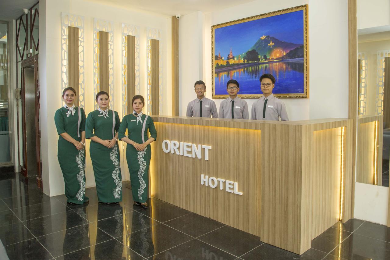 Orient Hotel Мандалай Екстер'єр фото